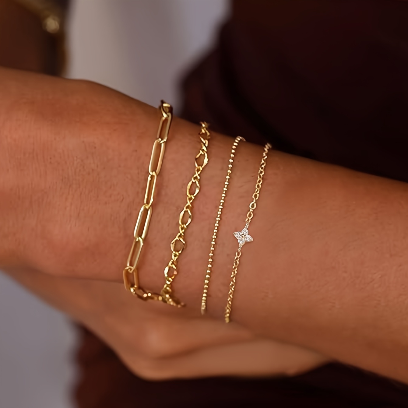 5pcs Elegant Copper-Inlaid Cubic Zirconia Four-Leaf Clover Bracelet Set